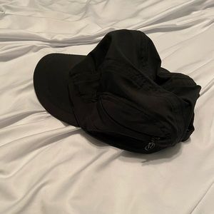 Black lululemon cap with pocket